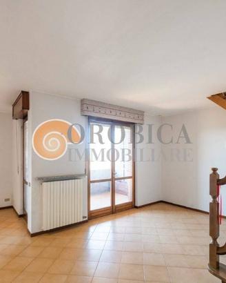 Appartamento di 129 m² con 4 locali a Sorisole