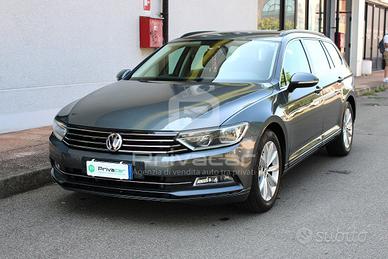VOLKSWAGEN Passat Variant 2.0 TDI DSG Business Blu