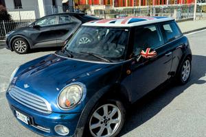 Mini Cooper  (eccelse condizioni)