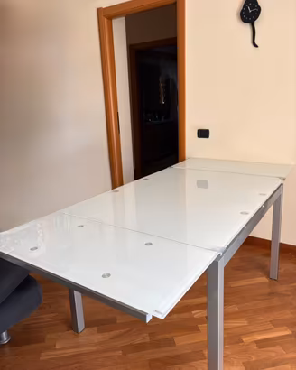Tavolo in vetro temperato allungabile 120/200x90cm