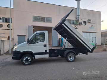 Iveco Daily 35C13 Ribaltabile Trilaterale 2.3 130C