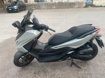 Scooter Honda Forza 125