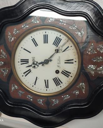 Orologio a pendolo a occhio di bue