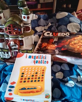 giochi in scatola e castello fantasma