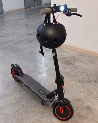 Monopattino elettrico + casco incluso – 70€