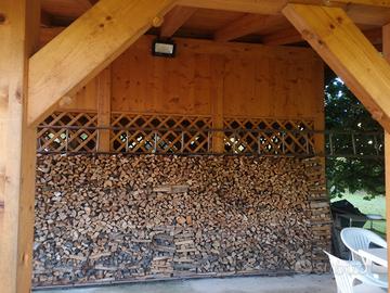 vecchia scala a pioli in legno