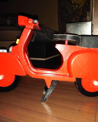 vespa in miniatura