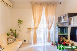 BILOCALE CON BALCONE