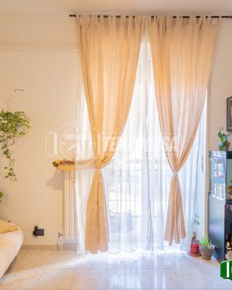 BILOCALE CON BALCONE