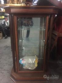 Vetrinetta di legno €30