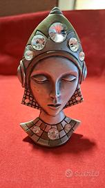 Statuina stile Maya in metallo placcato  