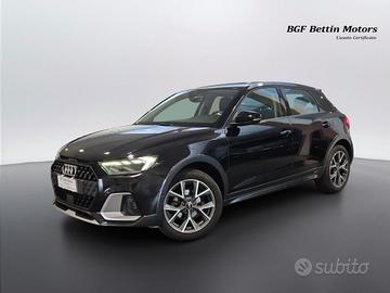 Audi A1 Citycarver 30 1.0 tfsi Admired 110cv s-tro
