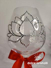 Bicchiere di lusso in cristalli, decorato a mano