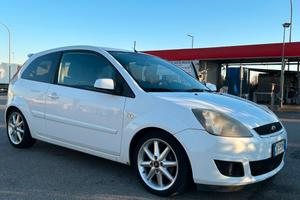 Ford fiesta 1.4 TDCI 3P Ghia (50kw)