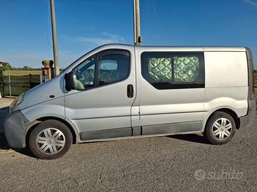 Opel Vivaro 1.9 cdi diesel-3 usi in 1-camperizzato
