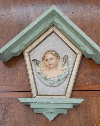 vecchio altarino in legno e Putto in ceramica 