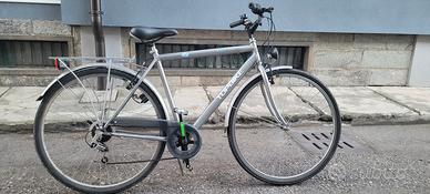 Bicicletta city bike 