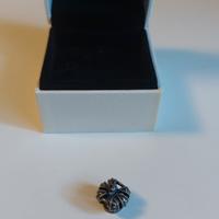 ciondolo pandora corona