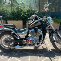 Suzuki intruder 600