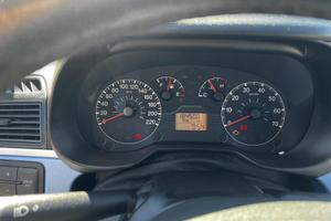 Fiat grande punto 2006 NEOPATENTATi