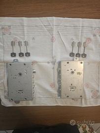 Serratura CISIA a doppia mappa per porta blindata