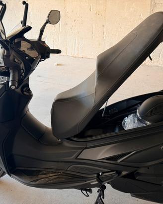 Scoter kimco