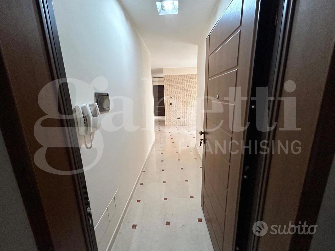 Apartment in Canosa di Puglia, Barletta-Andria-Trani - Vista 2
