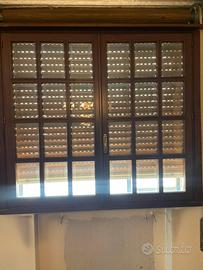 Finestra in legno