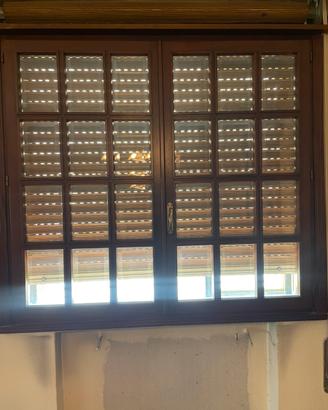 Finestra in legno
