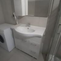 mobile bagno con lavabo e specchio con luce led 