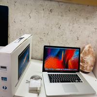 Computer portatile MacBook pro  A1286 mid 2011 500