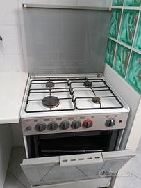 cucina gas con forno a gas