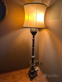 Antica Lampada da Terra / Piantana 