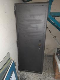 Cassaforte blindata “cassaforte nella cassaforte” 