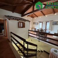 Villa con Giardino