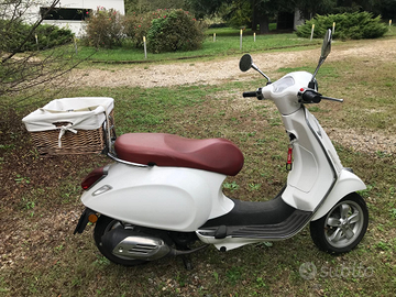 Vespa PRIMAVERA