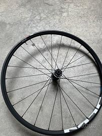 Cerchione gravel 28’