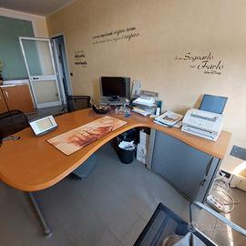 ARREDAMENTO UFFICIO
