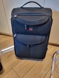 trolley nero misure 55 x 34 x 22 cm