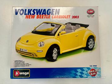 Modellino Bburago Volkswagen New Beetle 2003