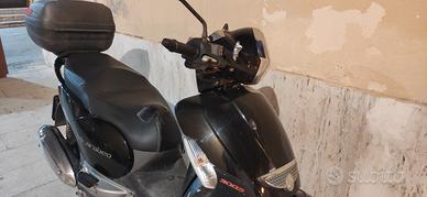 Aprilia Scarabeo 300 - 2009