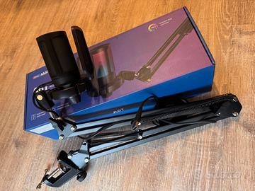 Microfono RGB Fifine con braccio