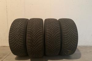 4 Gomme Invernali Hankook 205/45 R17 88V - Usate