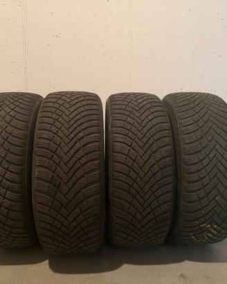 4 Gomme Invernali Hankook 205/45 R17 88V - Usate