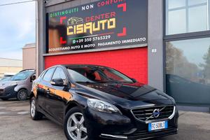 Volvo V40 D2 Momentum Neopatentati