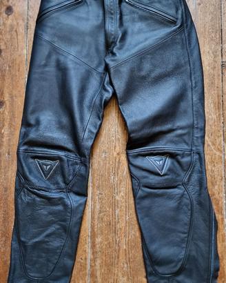 Pantaloni in pelle da moto Dainese