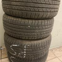 Pneumatici 4 stagioni