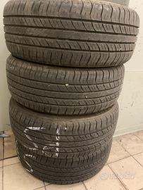 Pneumatici 4 stagioni
