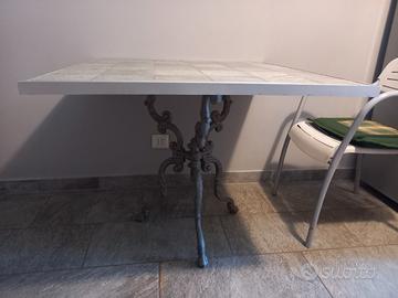 Tavolo da cucina/ o esterno