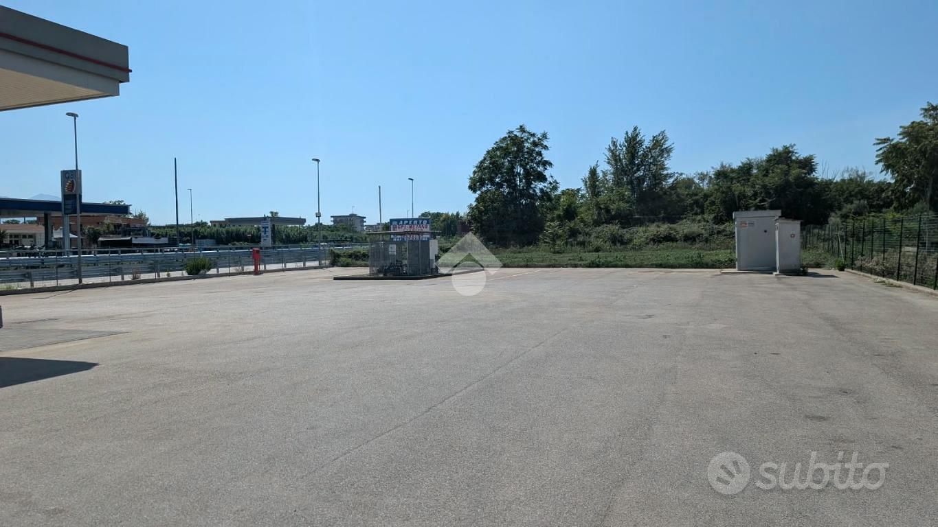 TERRENO A FRATTAMAGGIORE - Vista 5